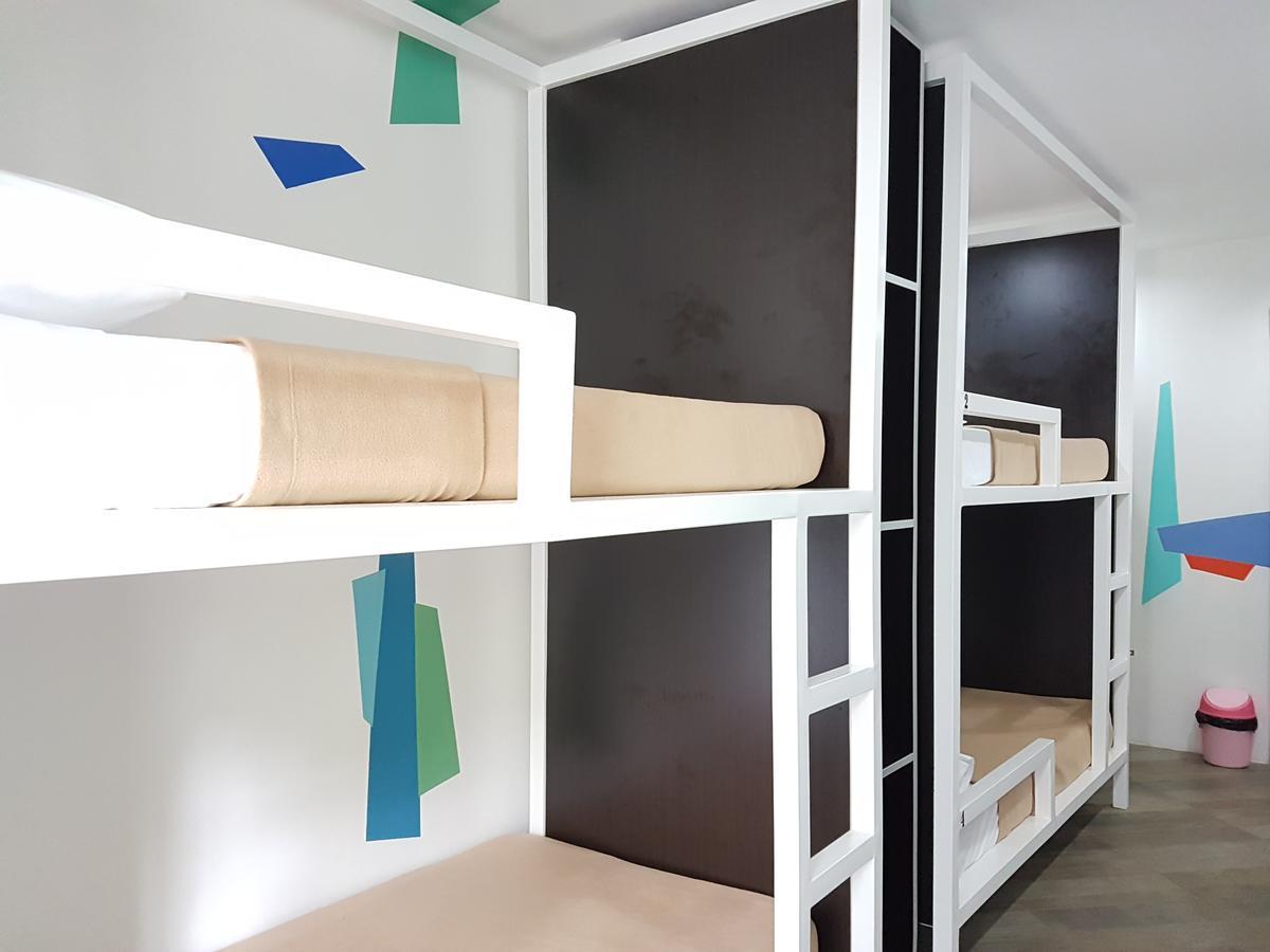 1521 Hostel Lapu-Lapu City Bagian luar foto