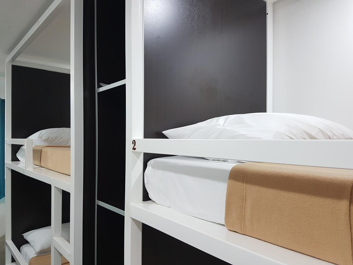 1521 Hostel Lapu-Lapu City Bagian luar foto